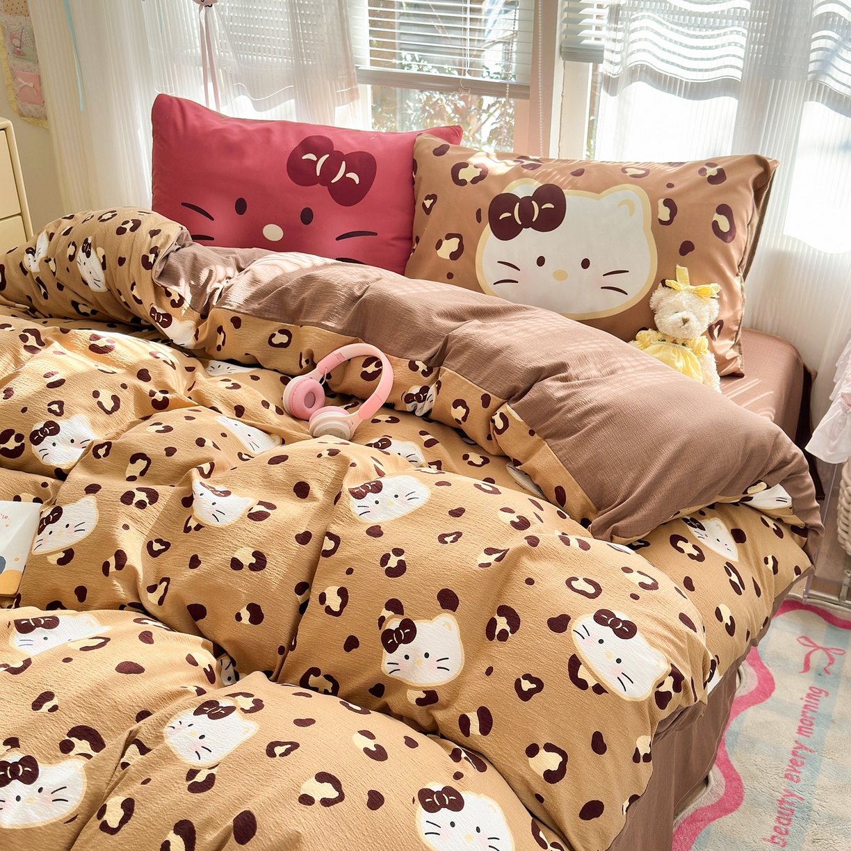 91家纺网 家纺一手货源 找家纺 一霖家纺 2026新款云感皱皱纱小清新印花数码系列四件套 小红书爆款 大脸二胡猫-咖