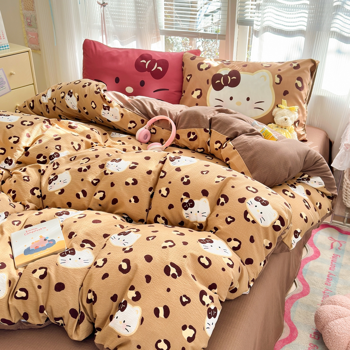 91家纺网 家纺一手货源 找家纺 一霖家纺 2026新款云感皱皱纱小清新印花数码系列四件套 小红书爆款 大脸二胡猫-咖