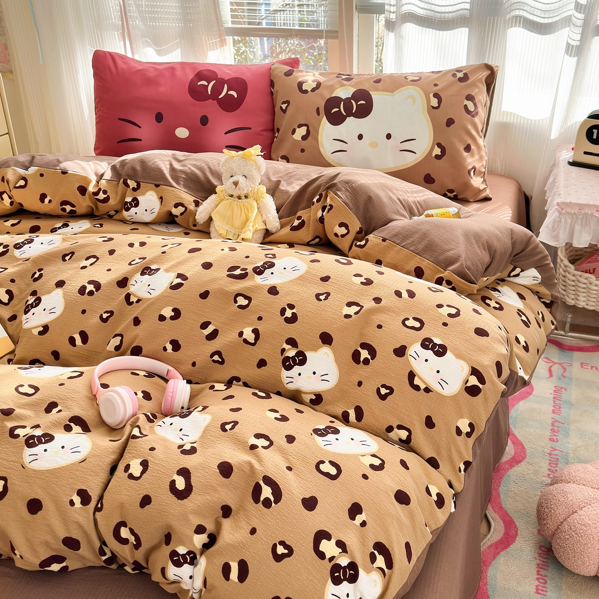 91家纺网 家纺一手货源 找家纺 一霖家纺 2026新款云感皱皱纱小清新印花数码系列四件套 小红书爆款 大脸二胡猫-咖