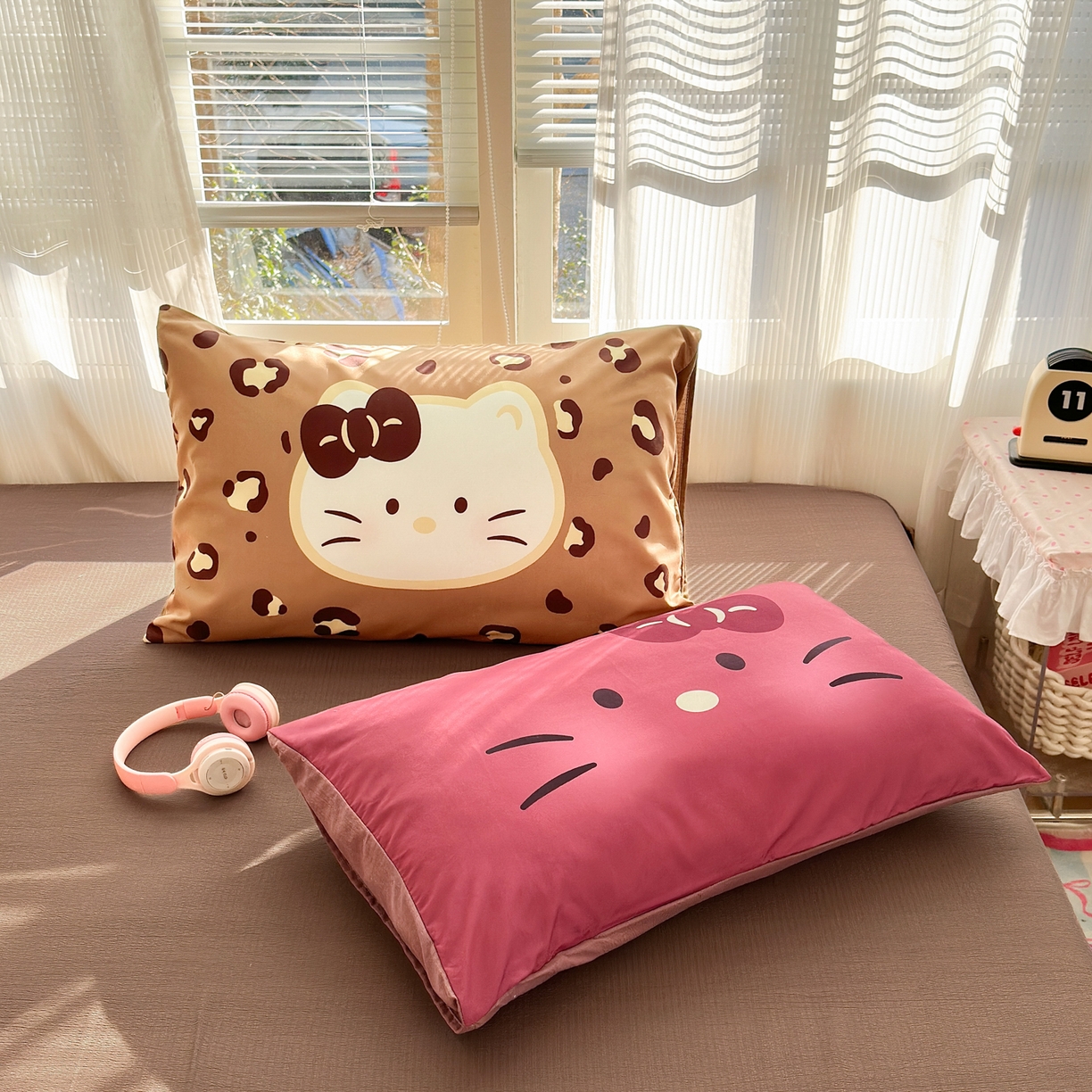 91家纺网 家纺一手货源 找家纺 一霖家纺 2026新款云感皱皱纱小清新印花数码系列四件套 小红书爆款 大脸二胡猫-咖