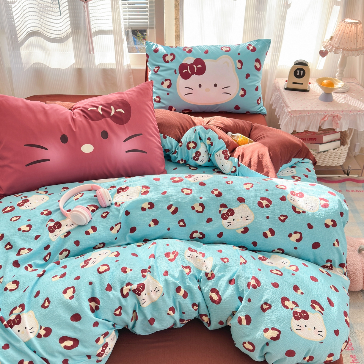 91家纺网 家纺一手货源 找家纺 一霖家纺 2026新款云感皱皱纱小清新印花数码系列四件套 小红书爆款 大脸二胡猫-蓝