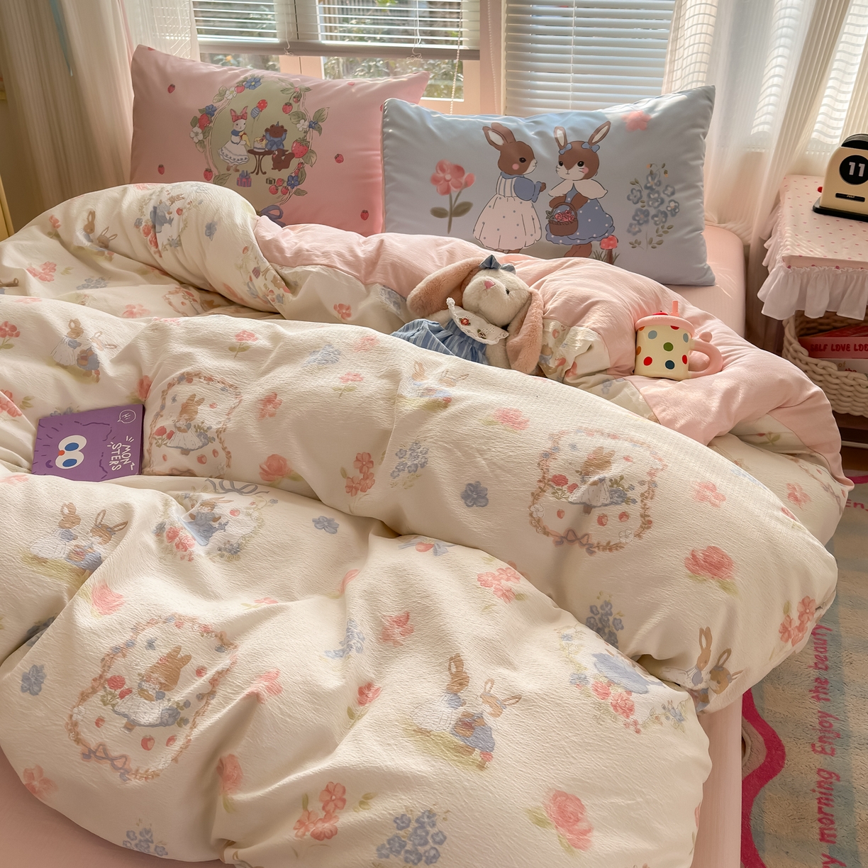 91家纺网 家纺一手货源 找家纺 一霖家纺 2026新款云感皱皱纱小清新印花数码系列四件套 小红书爆款 花丛小兔