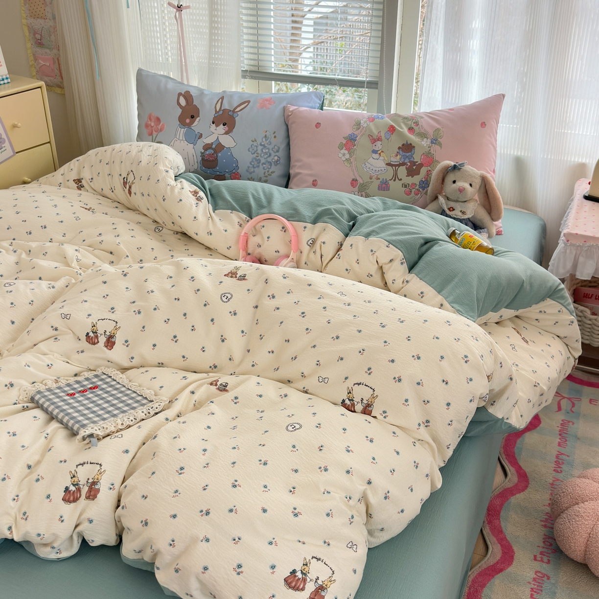 91家纺网 家纺一手货源 找家纺 一霖家纺 2026新款云感皱皱纱小清新印花数码系列四件套 小红书爆款 浪漫兔兔