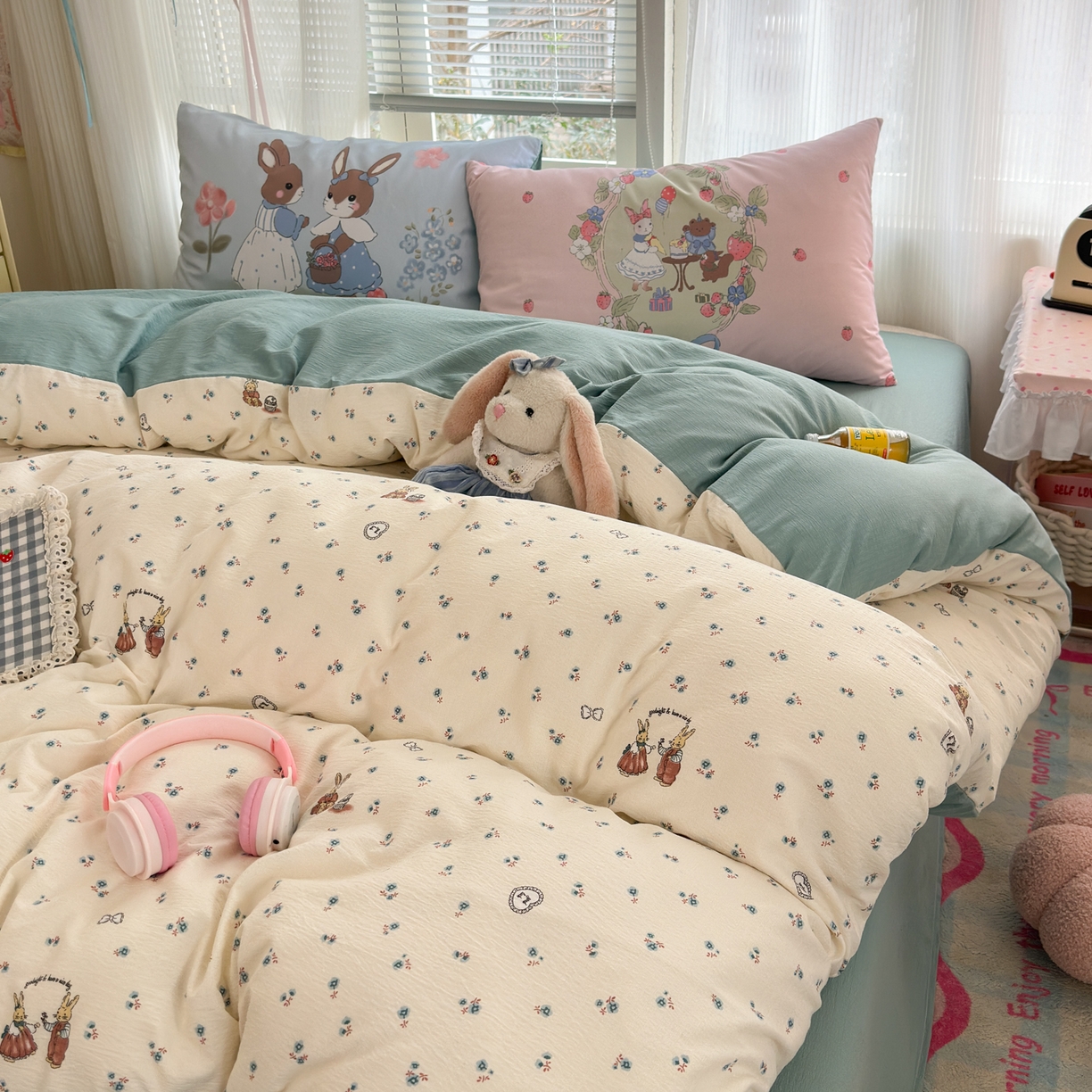 91家纺网 家纺一手货源 找家纺 一霖家纺 2026新款云感皱皱纱小清新印花数码系列四件套 小红书爆款 浪漫兔兔