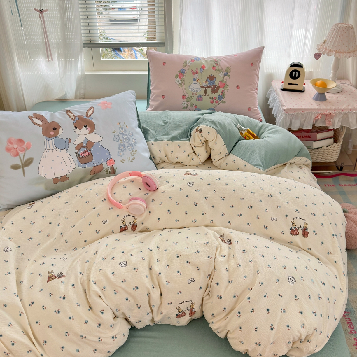 91家纺网 家纺一手货源 找家纺 一霖家纺 2026新款云感皱皱纱小清新印花数码系列四件套 小红书爆款 浪漫兔兔