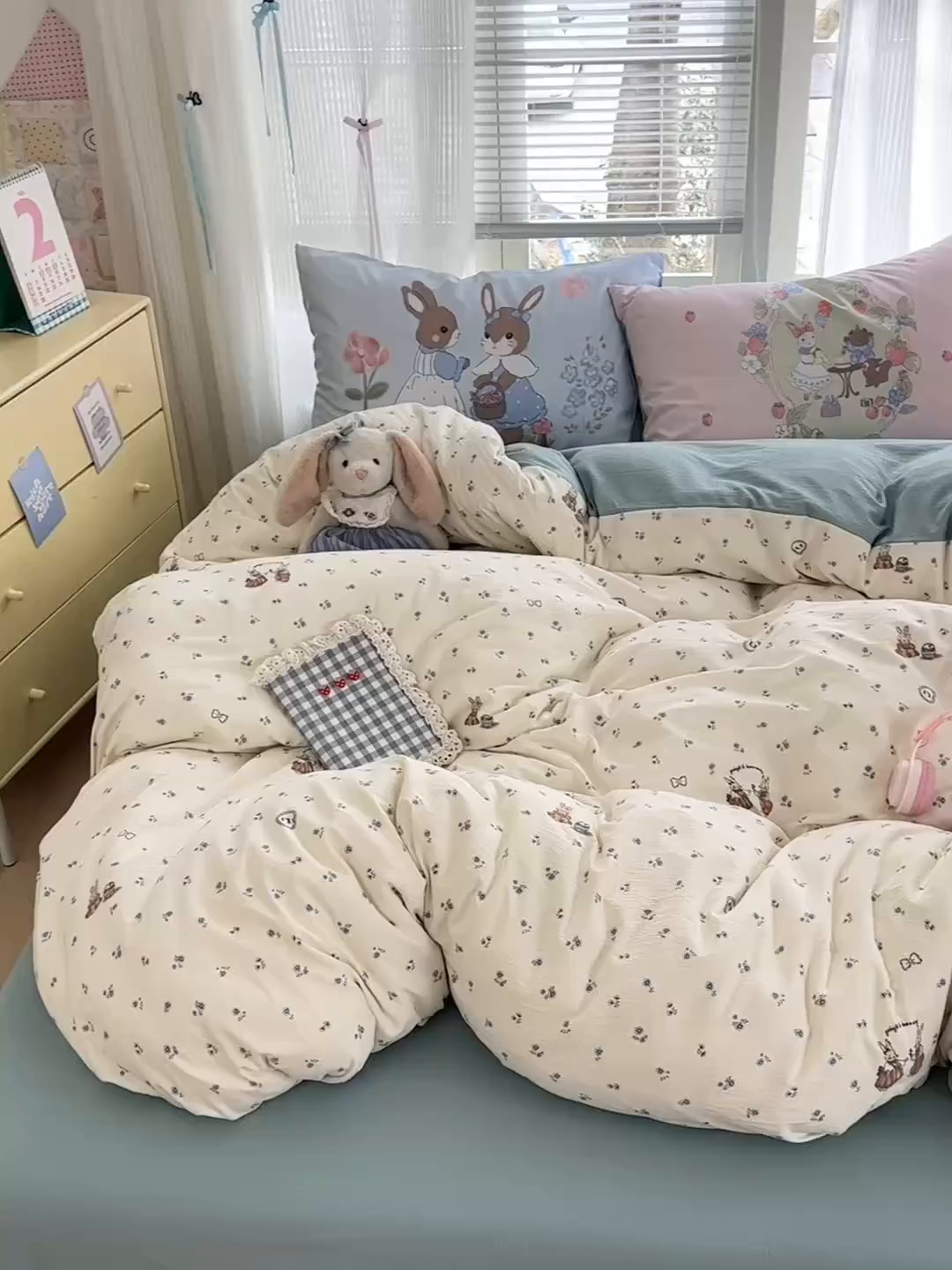 91家纺网 家纺一手货源 找家纺 一霖家纺 2026新款云感皱皱纱小清新印花数码系列四件套 小红书爆款 浪漫兔兔