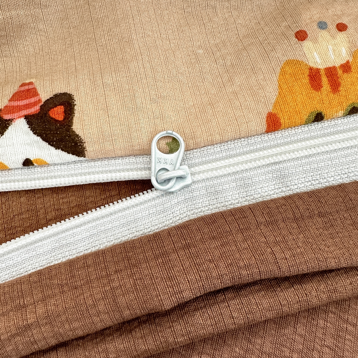 91家纺网 家纺一手货源 找家纺 一霖家纺 2026新款云感皱皱纱小清新印花数码系列四件套 小红书爆款 萌猫来袭