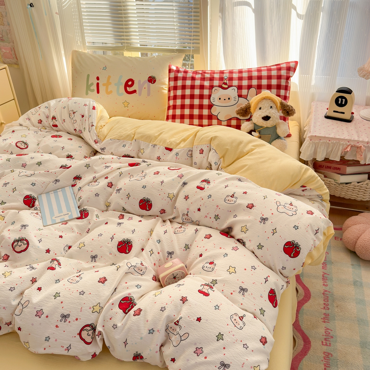 91家纺网 家纺一手货源 找家纺 一霖家纺 2026新款云感皱皱纱小清新印花数码系列四件套 小红书爆款 苹果小怪