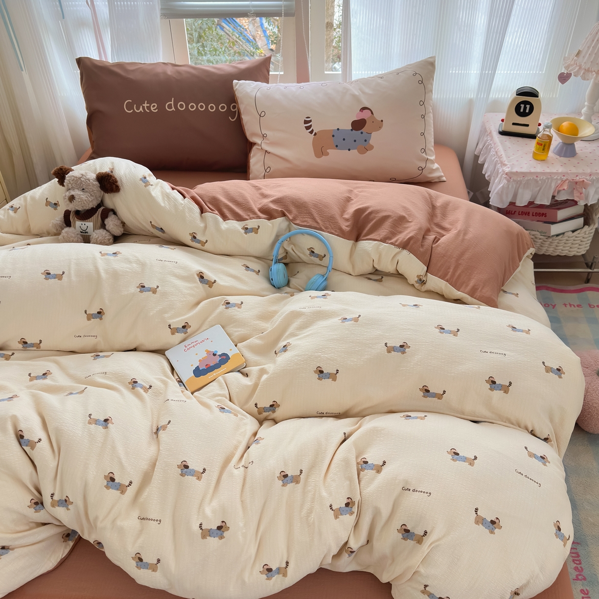 一霖家纺 2026新款云感皱皱纱小清新印花数码系列四件套 小红书爆款 俏皮腊肠狗