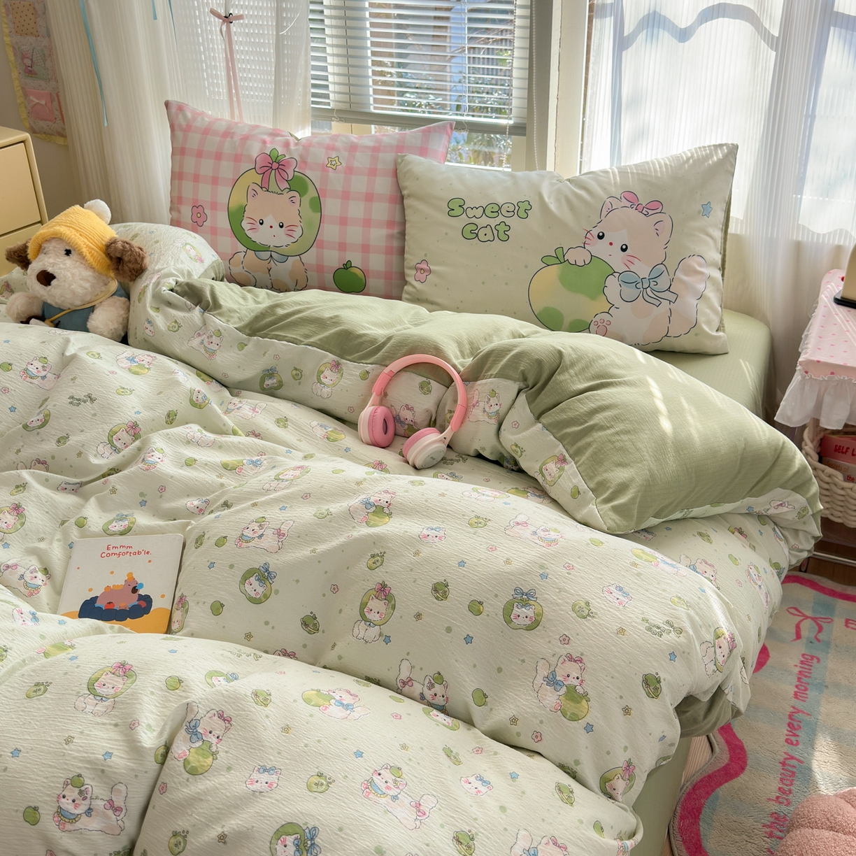 91家纺网 家纺一手货源 找家纺 一霖家纺 2026新款云感皱皱纱小清新印花数码系列四件套 小红书爆款 青苹果猫