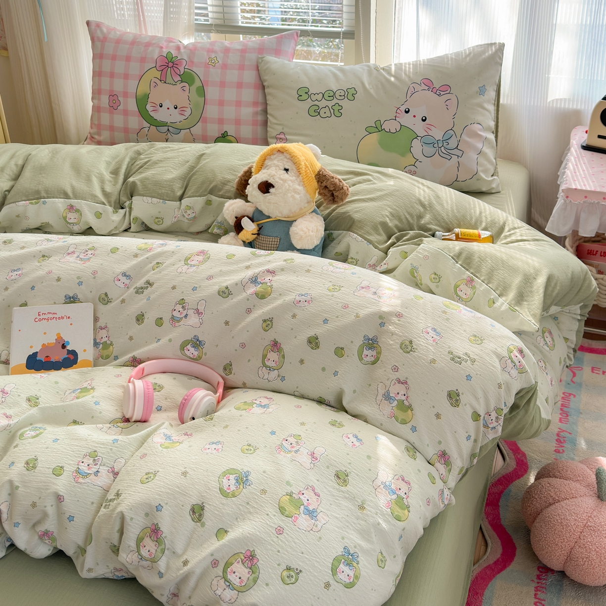 91家纺网 家纺一手货源 找家纺 一霖家纺 2026新款云感皱皱纱小清新印花数码系列四件套 小红书爆款 青苹果猫