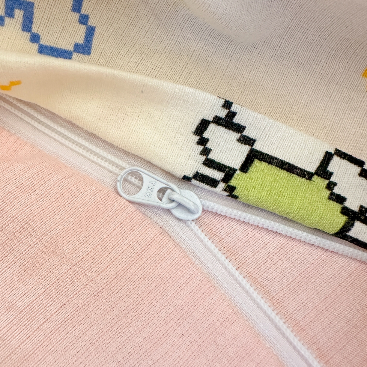 91家纺网 家纺一手货源 找家纺 一霖家纺 2026新款云感皱皱纱小清新印花数码系列四件套 小红书爆款 像素小猫