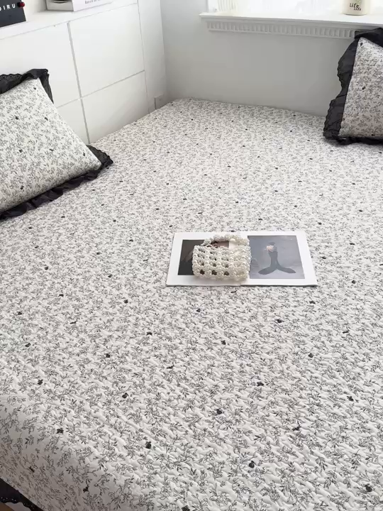 91家纺网 家纺一手货源 找家纺 暖居 2026新款支持定制法式花边纯棉榻榻米四件套全棉大炕盖三件套四季通用 南法假日