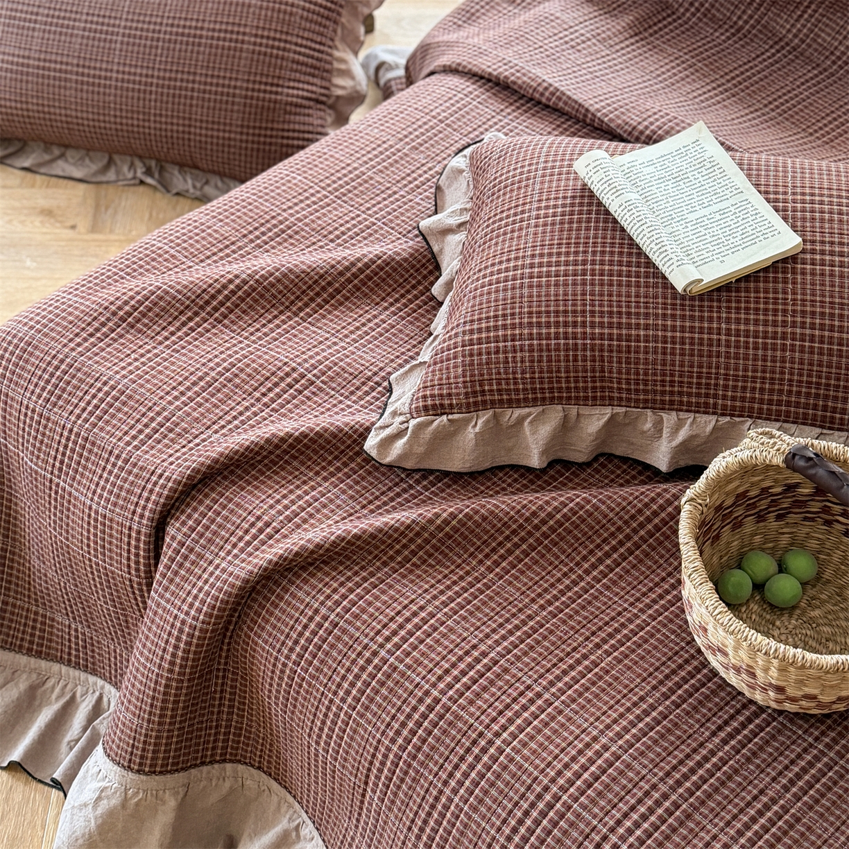 91家纺网 家纺一手货源 找家纺 乐野家居 2026新款全棉色织水洗棉格致系列-四件套 格致-焦糖拿铁