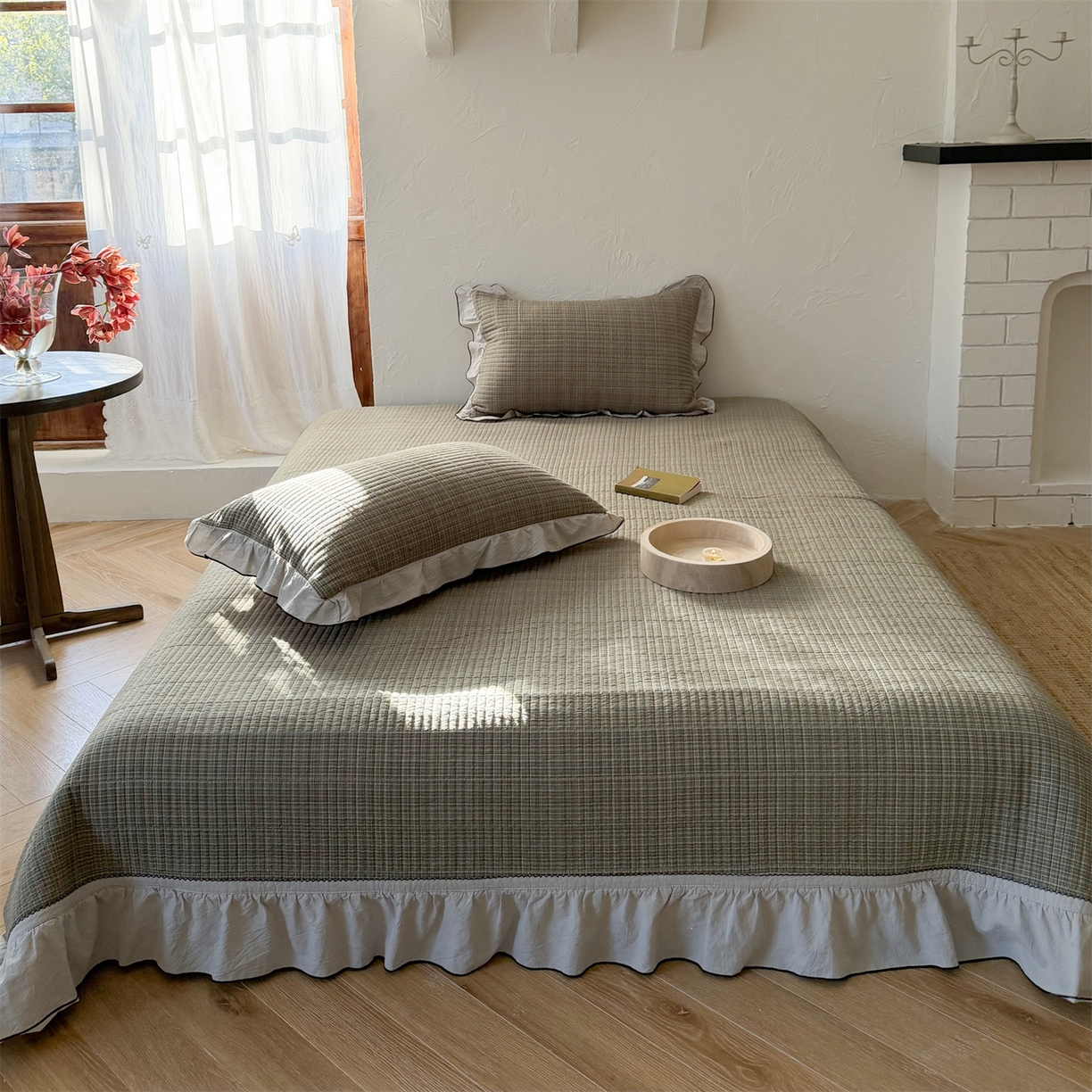 91家纺网 家纺一手货源 找家纺 乐野家居 2026新款全棉色织水洗棉格致系列-单床盖 格致-墨禾绿格