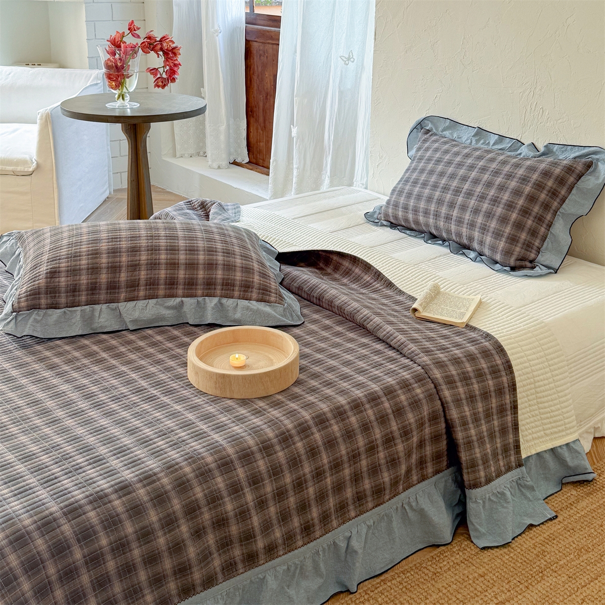 91家纺网 家纺一手货源 找家纺 乐野家居 2026新款全棉色织水洗棉格致系列-单床盖 格致-雾蓝格