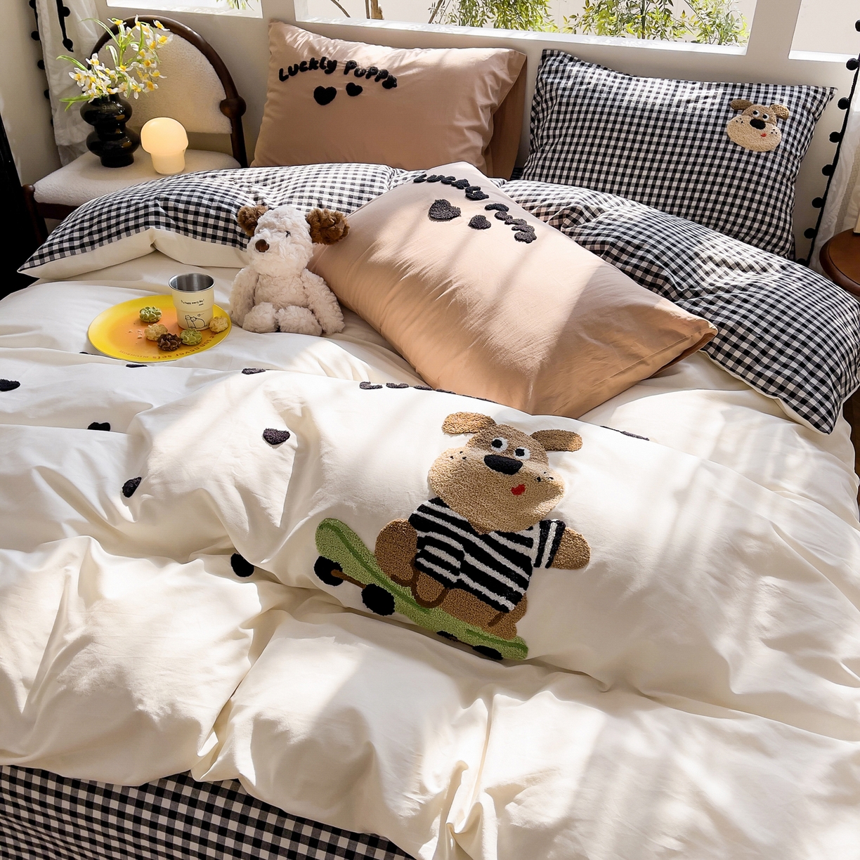 91家纺网 家纺一手货源 找家纺 炫拼家纺 2026新款卡通满版毛巾绣A类全棉40支水洗棉四件套-星辰系列 星辰-滑板狗