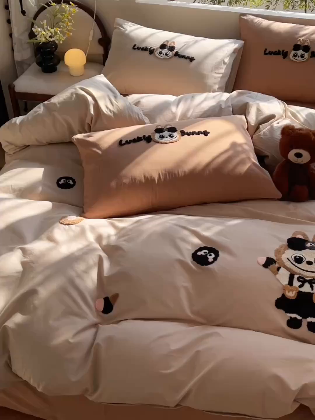 91家纺网 家纺一手货源 找家纺 炫拼家纺 2026新款卡通满版毛巾绣A类全棉40支水洗棉四件套-星辰系列 星辰-甜甜兔