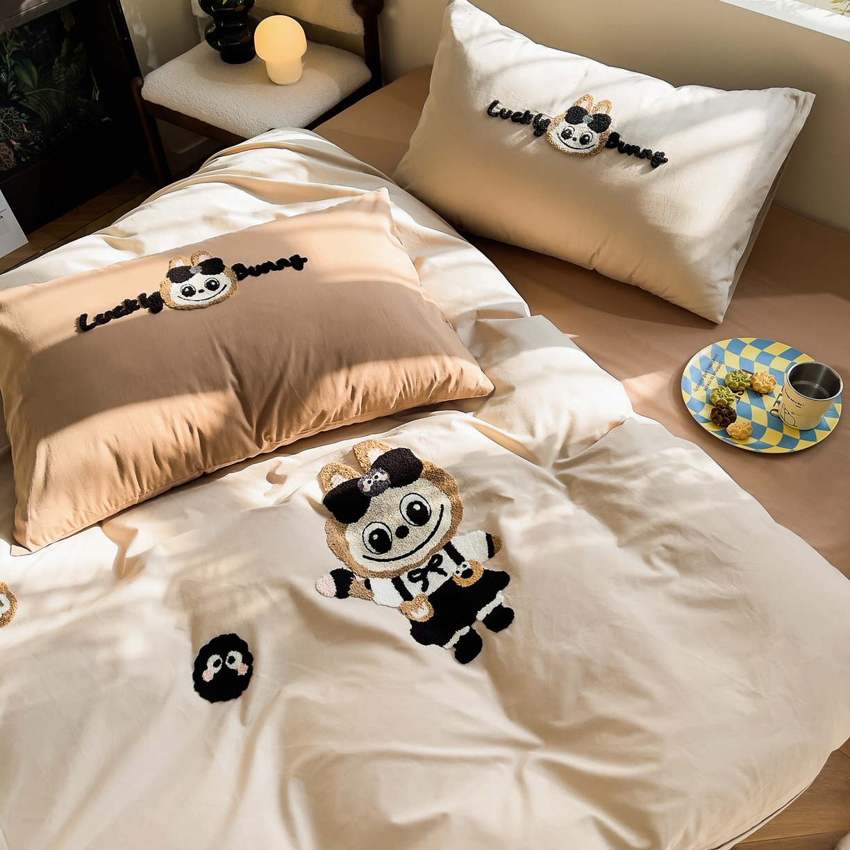 91家纺网 家纺一手货源 找家纺 炫拼家纺 2026新款卡通满版毛巾绣A类全棉40支水洗棉四件套-星辰系列 星辰-甜甜兔