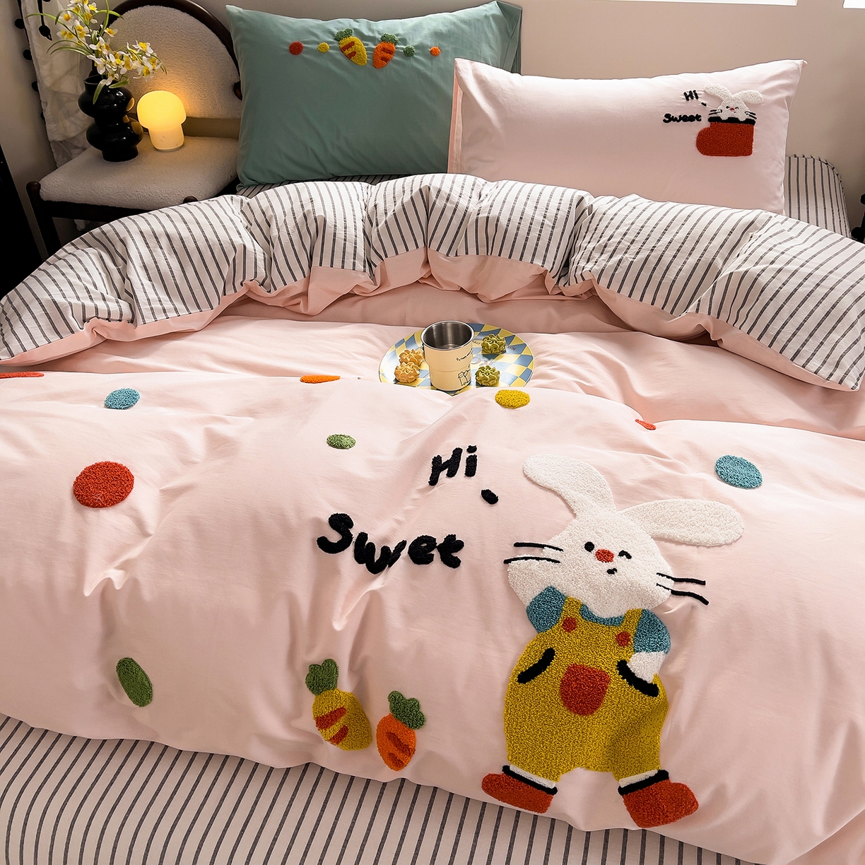 91家纺网 家纺一手货源 找家纺 炫拼家纺 2026新款卡通满版毛巾绣A类全棉40支水洗棉四件套-星辰系列 星辰-波点兔