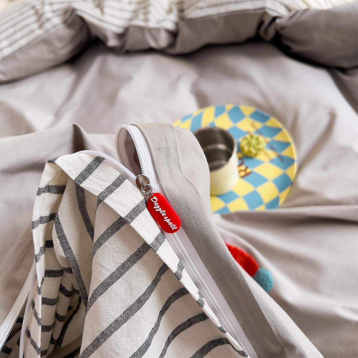 91家纺网 家纺一手货源 找家纺 炫拼家纺 2026新款卡通满版毛巾绣A类全棉40支水洗棉四件套-星辰系列 星辰-星空猫