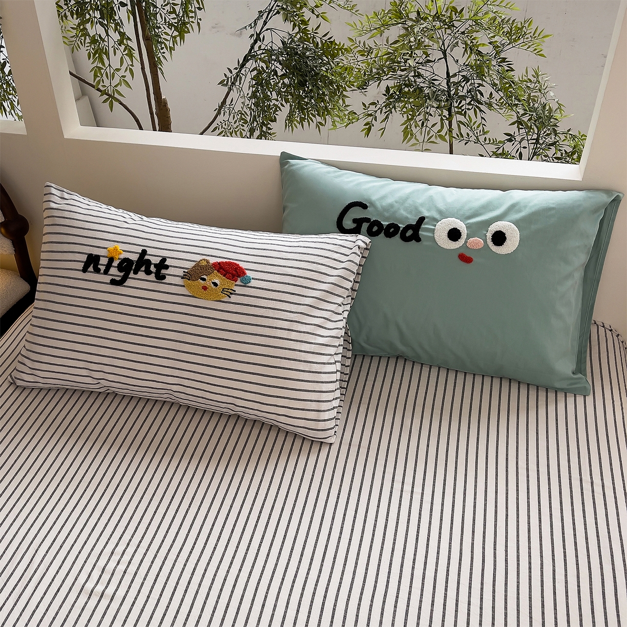 91家纺网 家纺一手货源 找家纺 炫拼家纺 2026新款卡通满版毛巾绣A类全棉40支水洗棉四件套-星辰系列 星辰-星空猫