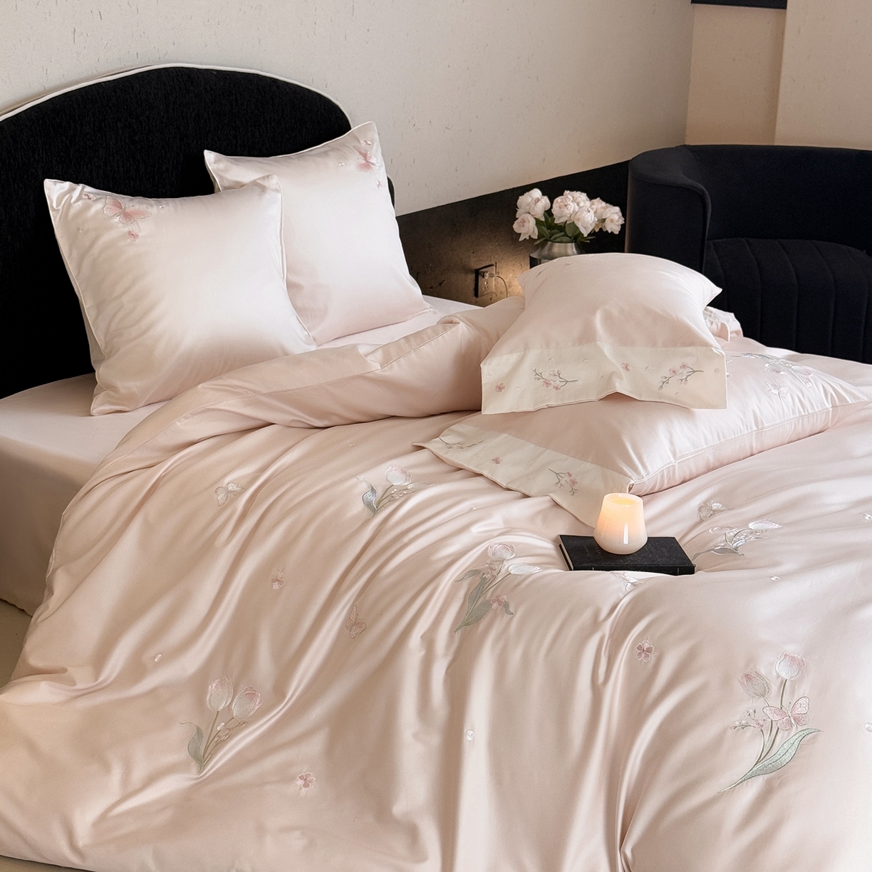 91家纺网 家纺一手货源 找家纺 鹿班家居 2026春季新品100S长绒棉精密刺绣系列四件套-悦己如花（标准会员-20元) 悦己如花-粉色