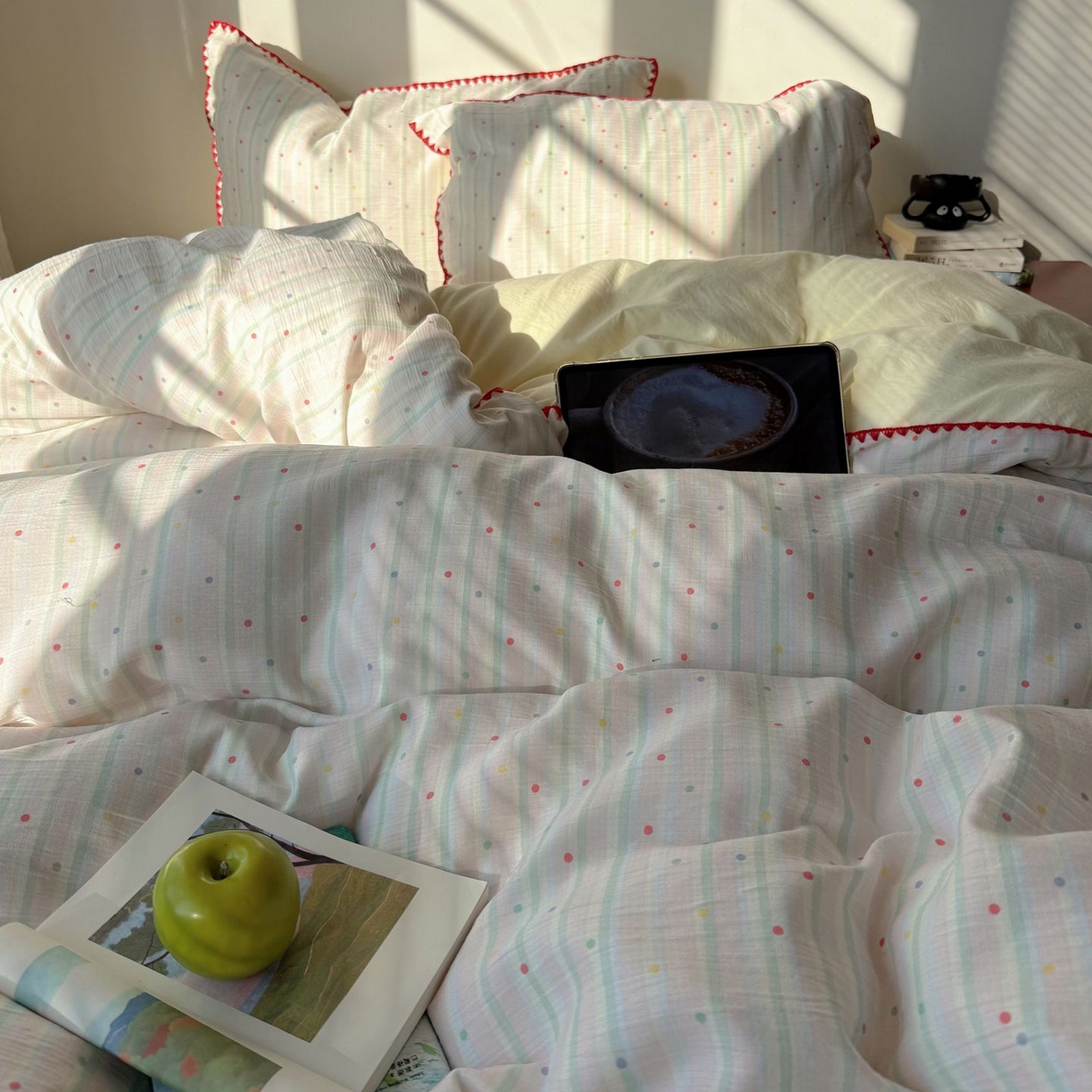 91家纺网 家纺一手货源 找家纺 轻奢坊 2026新款三角针双层纱皱皱纱韩系清新风四件套 三角针-彩虹点点