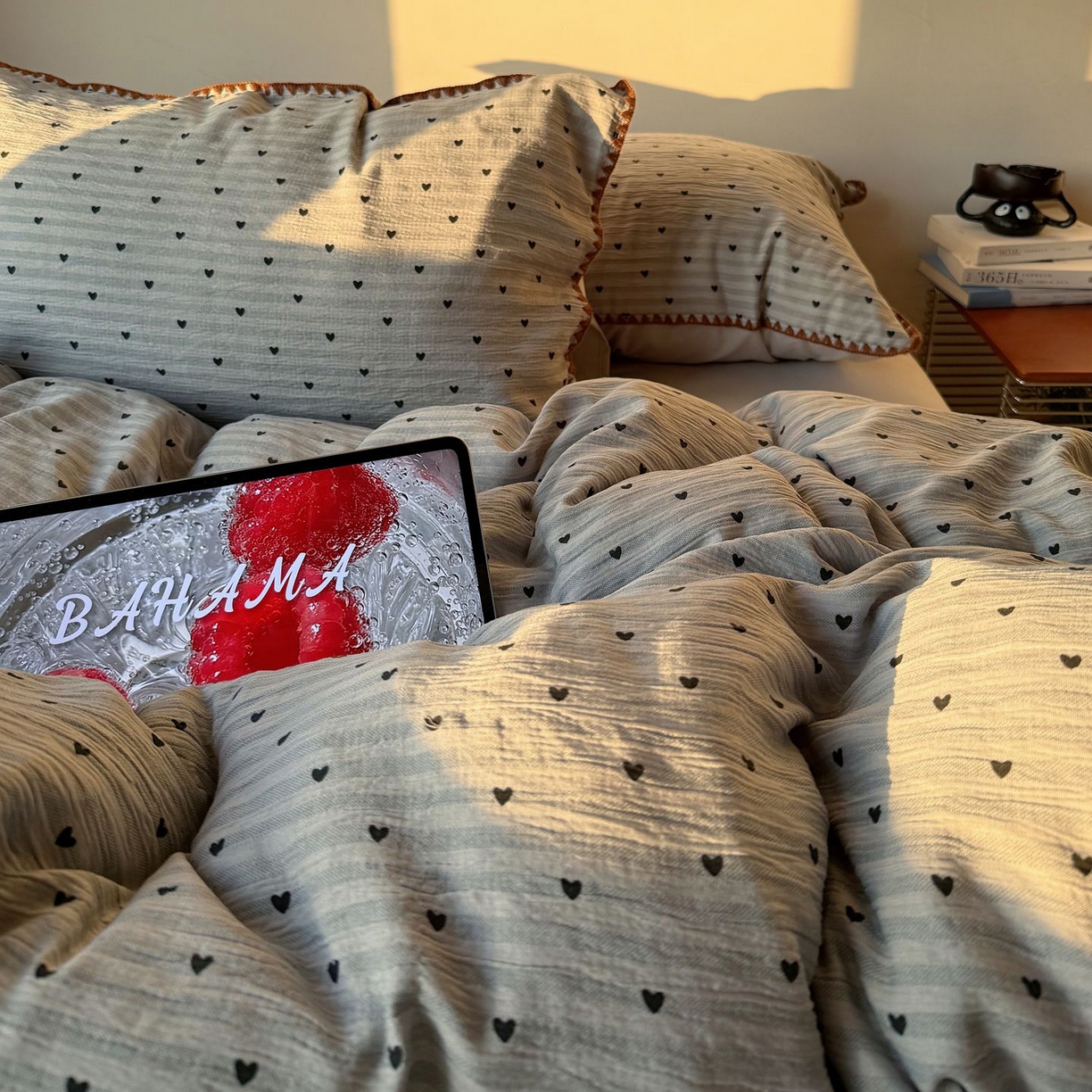 91家纺网 家纺一手货源 找家纺 轻奢坊 2026新款三角针双层纱皱皱纱韩系清新风四件套 三角针-可可心蓝