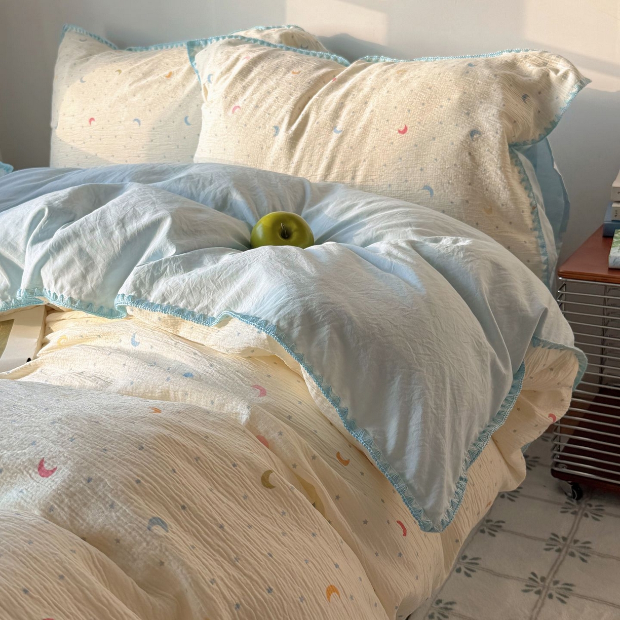 91家纺网 家纺一手货源 找家纺 轻奢坊 2026新款三角针双层纱皱皱纱韩系清新风四件套 三角针-星月天空