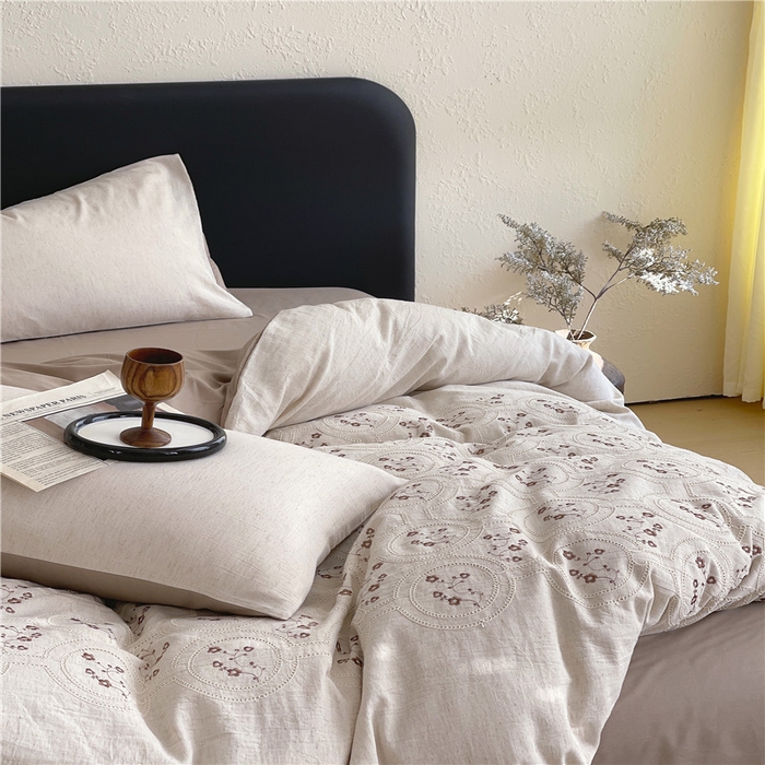 91家纺网 家纺一手货源 找家纺 琪格格纺织 2026新款棉麻特种刺绣高奢四件套 屿光漫织