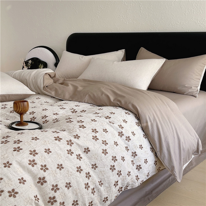 91家纺网 家纺一手货源 找家纺 琪格格纺织 2026新款棉麻特种刺绣高奢四件套 月移花影