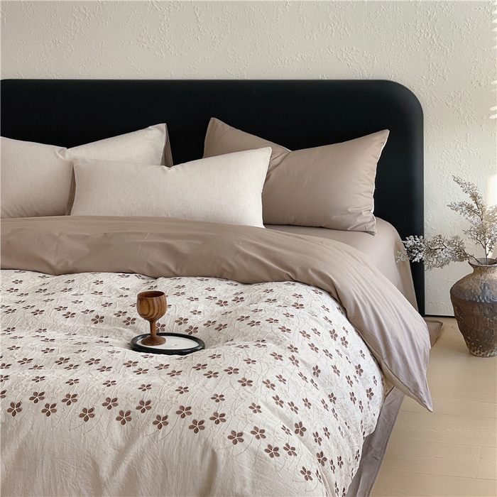 91家纺网 家纺一手货源 找家纺 琪格格纺织 2026新款棉麻特种刺绣高奢四件套 月移花影