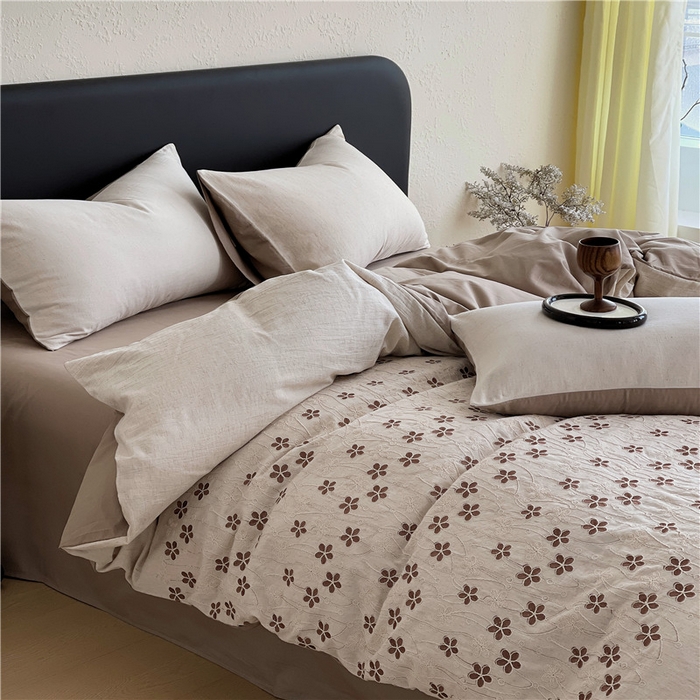 91家纺网 家纺一手货源 找家纺 琪格格纺织 2026新款棉麻特种刺绣高奢四件套 月移花影