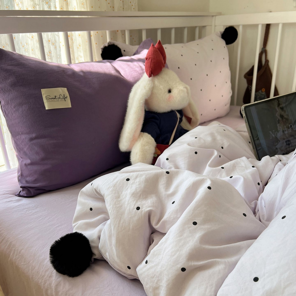 91家纺网 家纺一手货源 找家纺 轻奢坊 2026新款水洗棉波点可拆卸毛球四件套 紫波点-枕套混搭