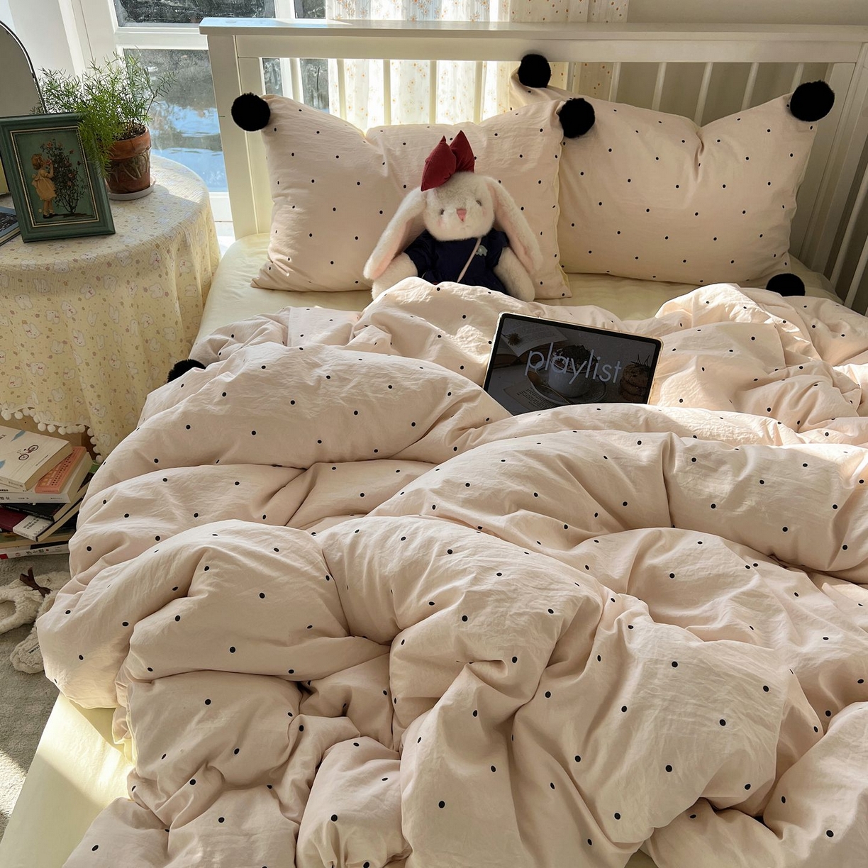 91家纺网 家纺一手货源 找家纺 轻奢坊 2026新款水洗棉波点可拆卸毛球四件套 粉波点-枕套波点