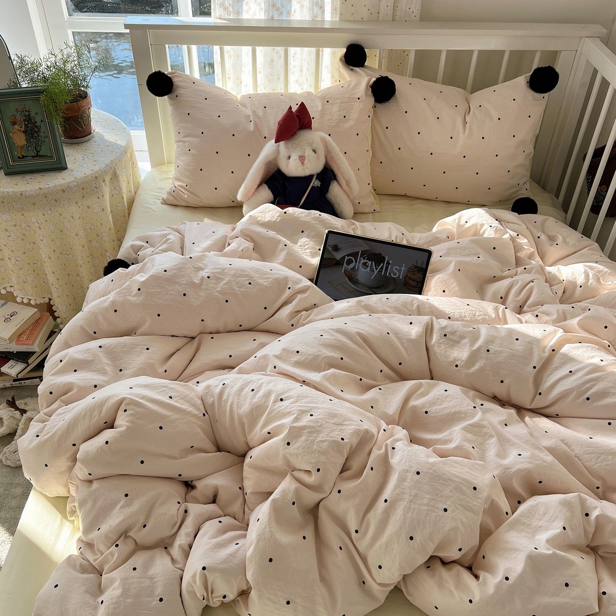 91家纺网 家纺一手货源 找家纺 轻奢坊 2026新款水洗棉波点可拆卸毛球四件套 粉波点-枕套波点