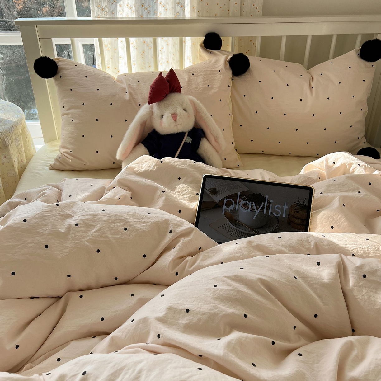 91家纺网 家纺一手货源 找家纺 轻奢坊 2026新款水洗棉波点可拆卸毛球四件套 粉波点-枕套波点