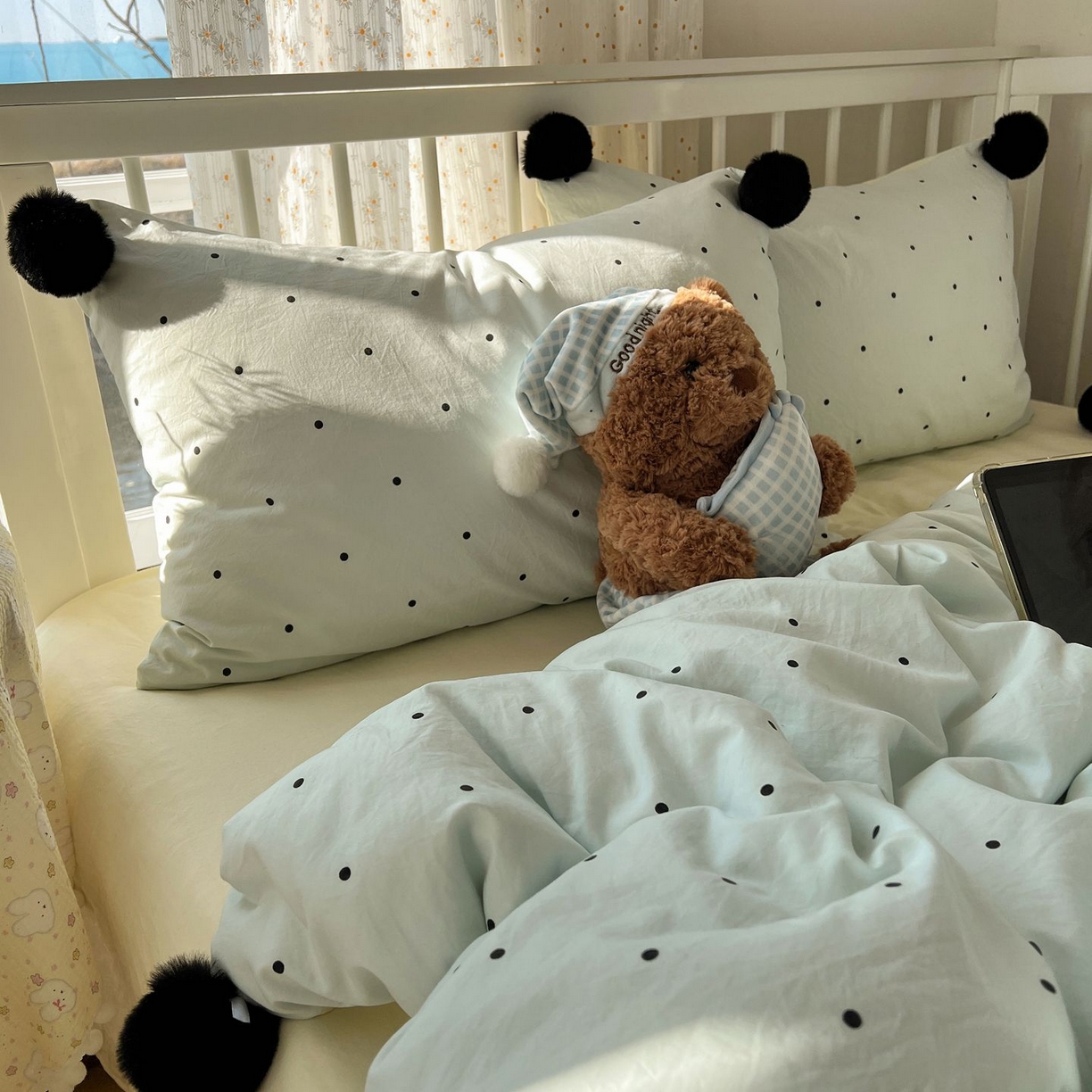 91家纺网 家纺一手货源 找家纺 轻奢坊 2026新款水洗棉波点可拆卸毛球四件套 蓝波点-枕套波点