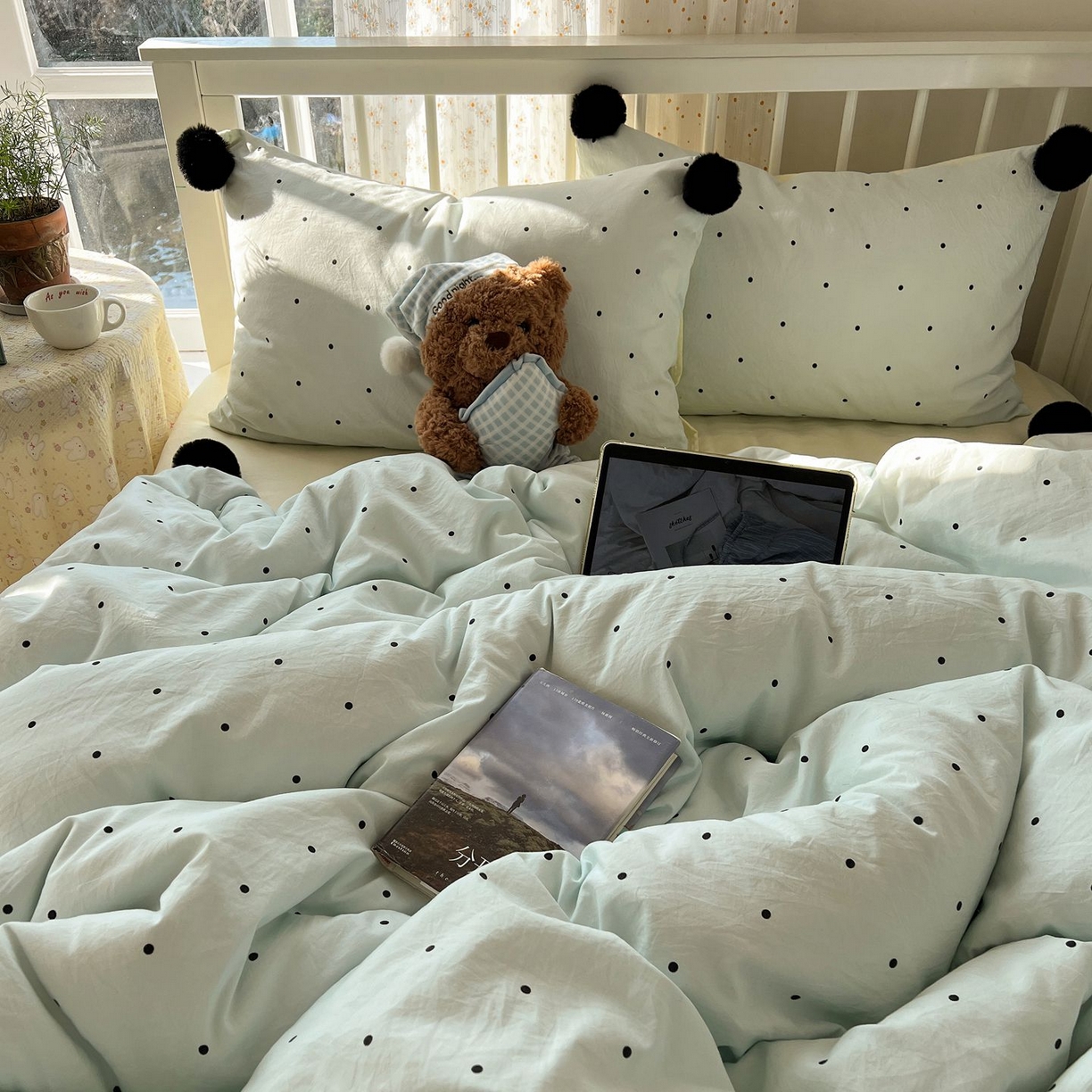 91家纺网 家纺一手货源 找家纺 轻奢坊 2026新款水洗棉波点可拆卸毛球四件套 蓝波点-枕套波点