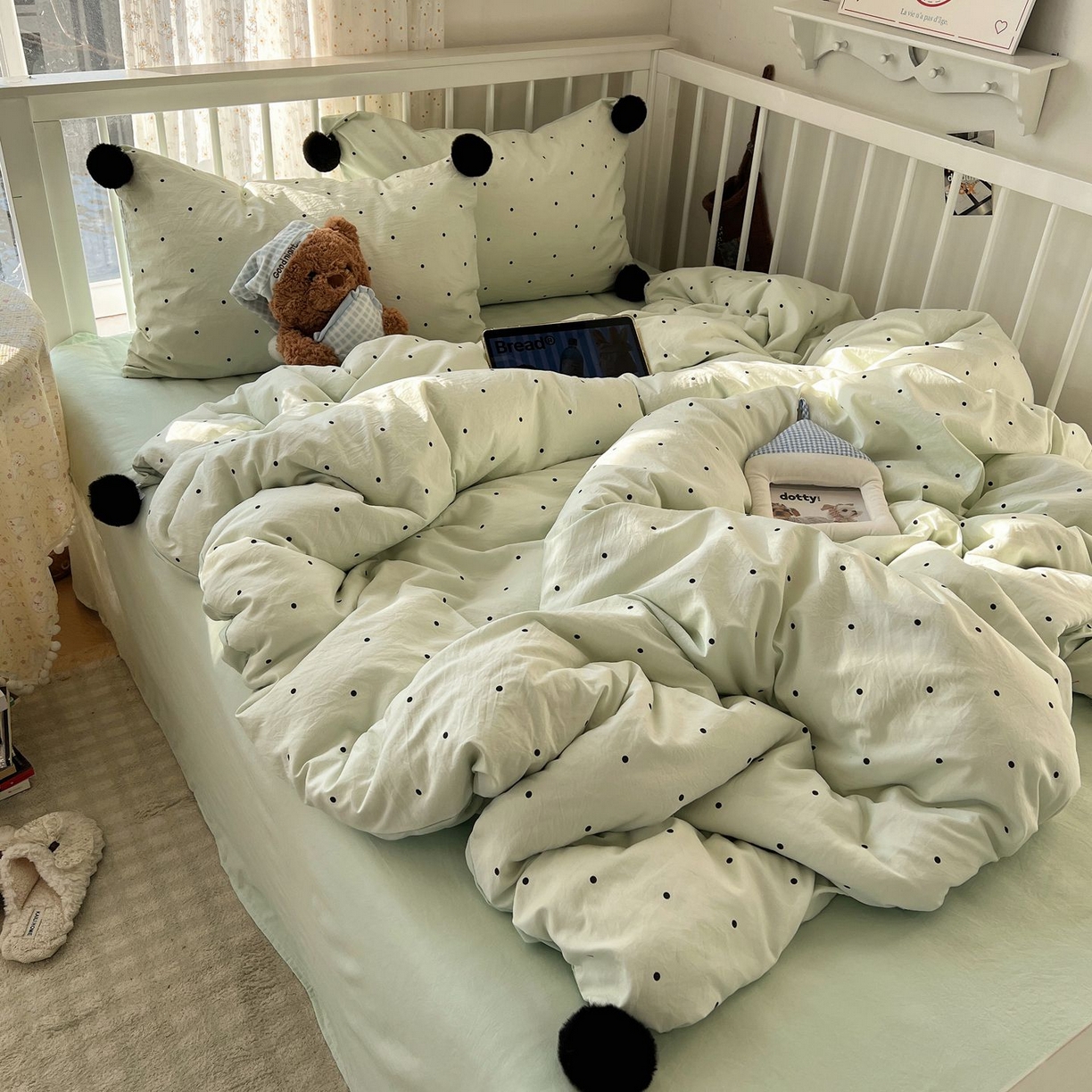 91家纺网 家纺一手货源 找家纺 轻奢坊 2026新款水洗棉波点可拆卸毛球四件套 绿波点-枕套波点