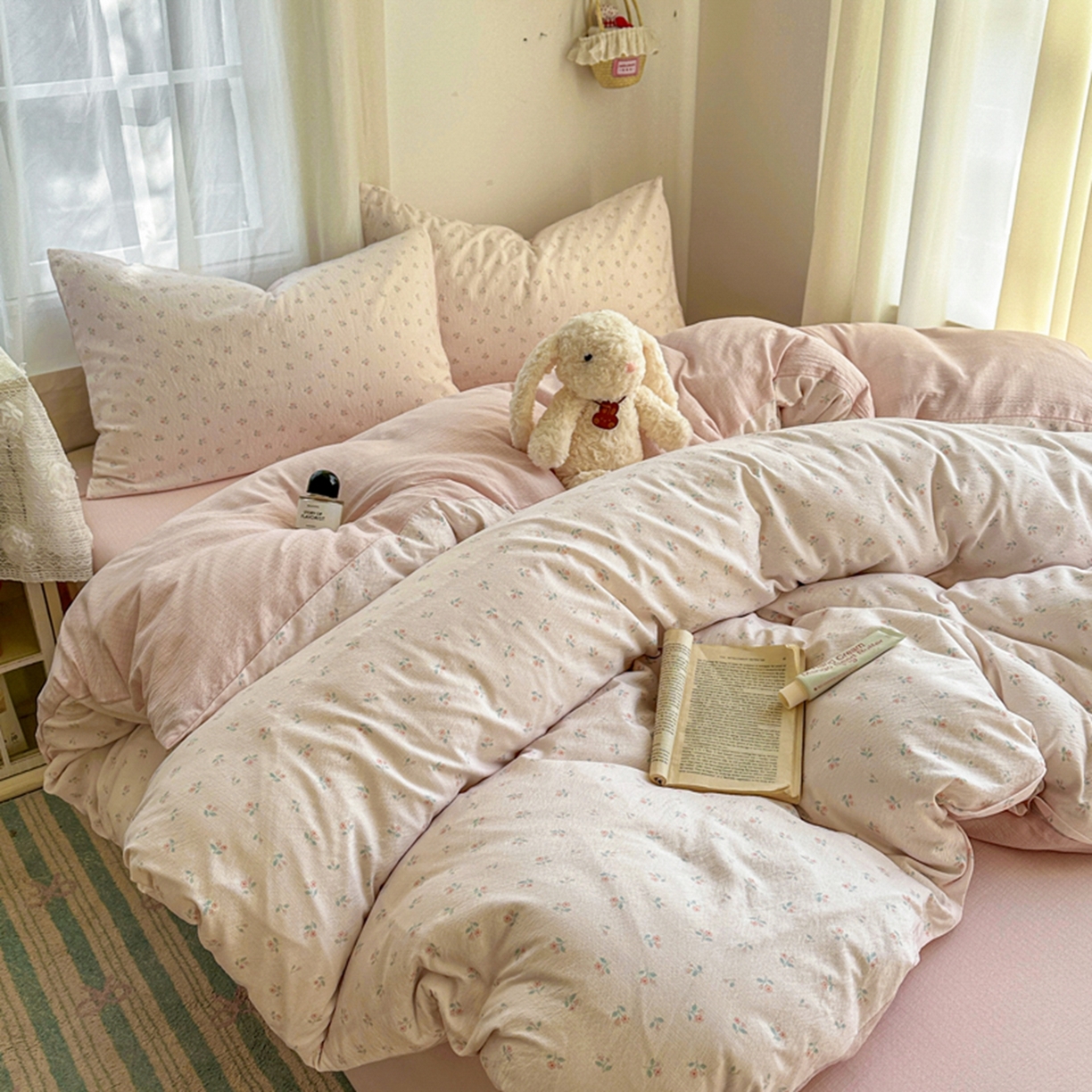 91家纺网 家纺一手货源 找家纺 宏源家纺 2026新款云感提花双层纱四件套 温馨