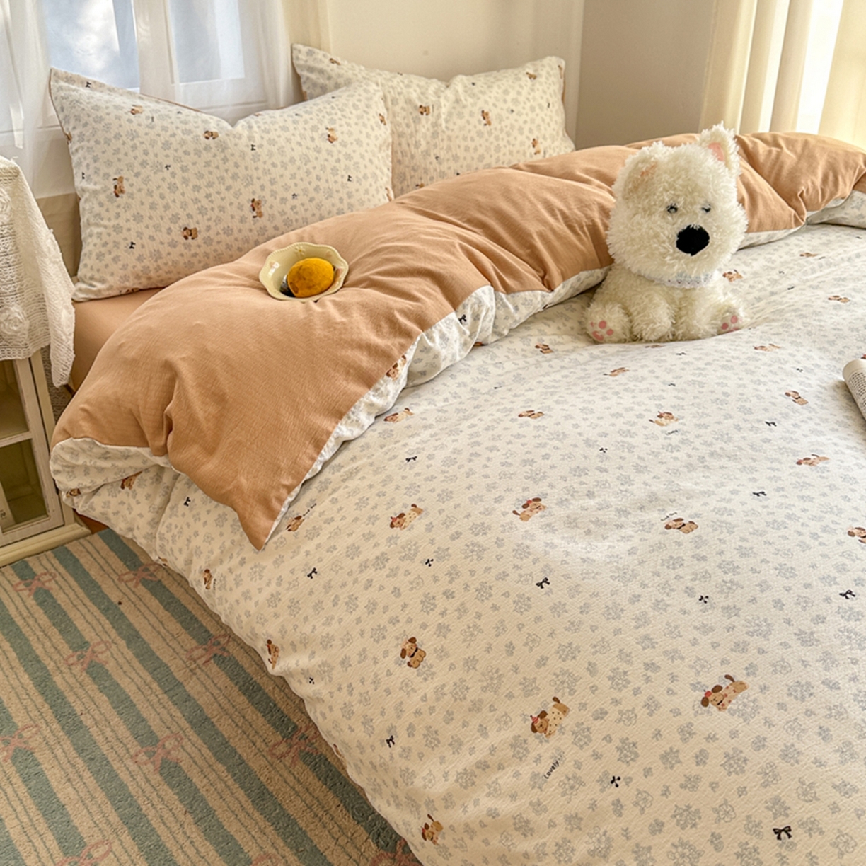 91家纺网 家纺一手货源 找家纺 宏源家纺 2026新款云感提花双层纱四件套 碎花狗