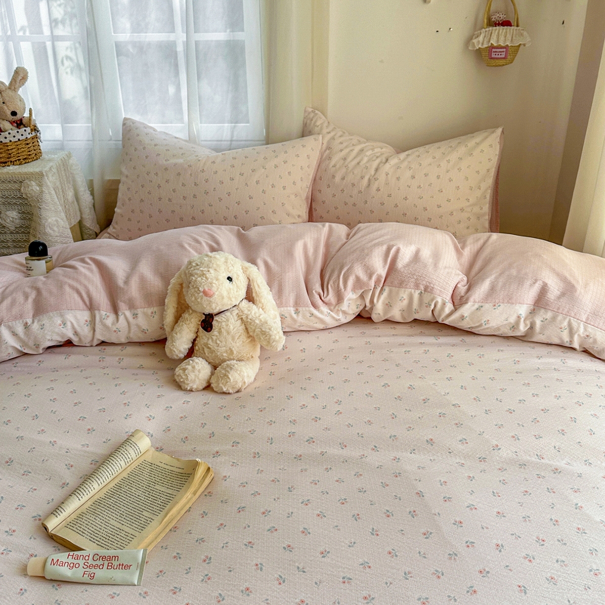 91家纺网 家纺一手货源 找家纺 宏源家纺 2026新款云感提花双层纱四件套 温馨