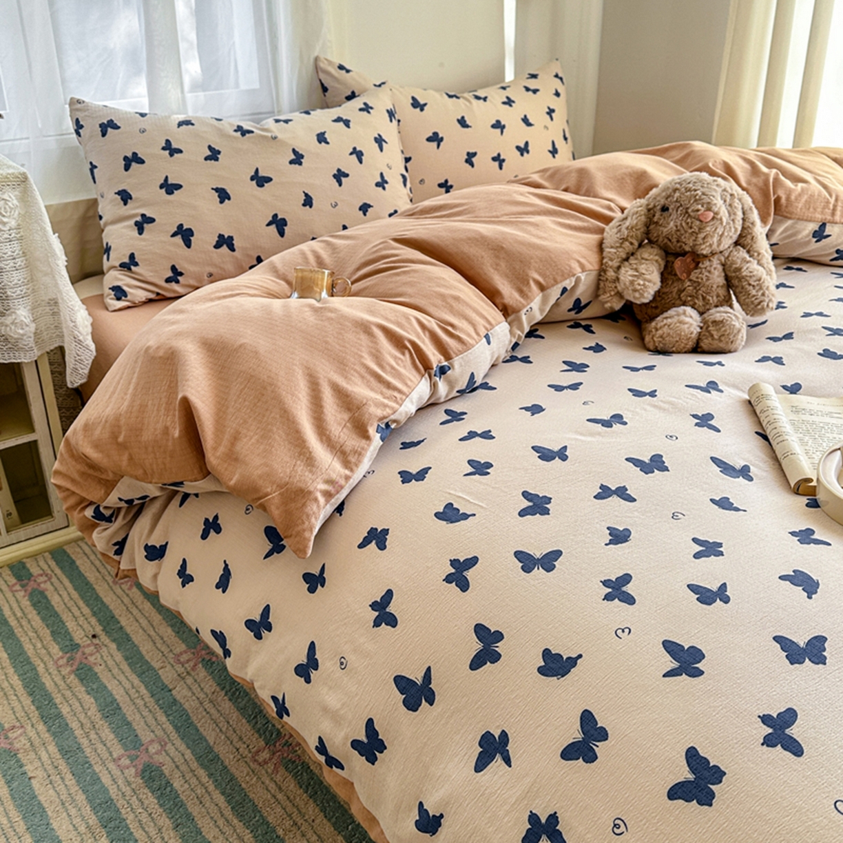 91家纺网 家纺一手货源 找家纺 宏源家纺 2026新款云感提花双层纱四件套 蝴蝶蓝