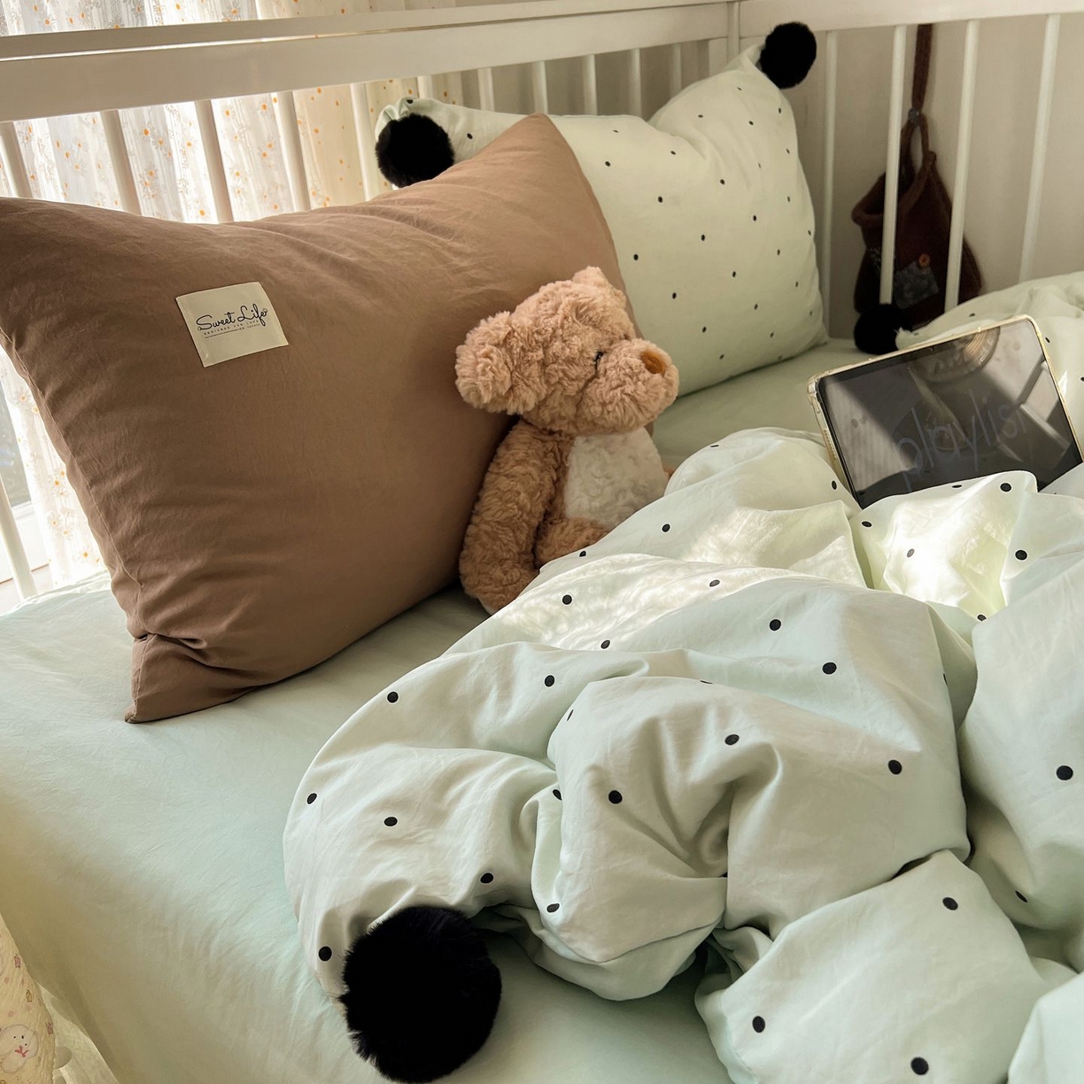 91家纺网 家纺一手货源 找家纺 轻奢坊 2026新款水洗棉波点可拆卸毛球四件套 绿波点-枕套混搭