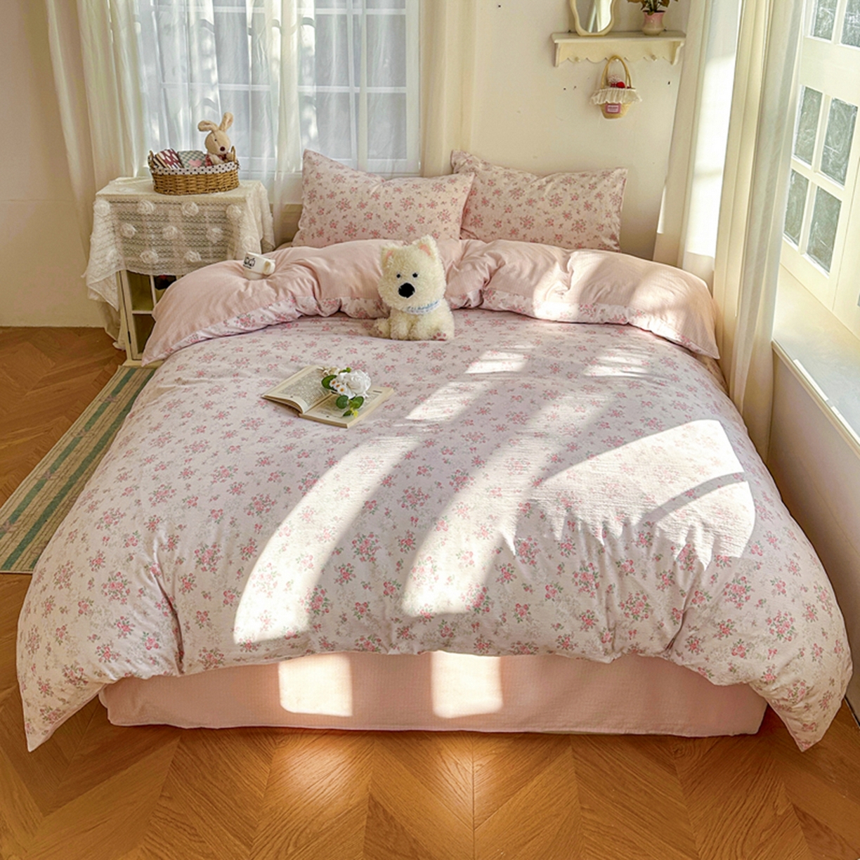 91家纺网 家纺一手货源 找家纺 宏源家纺 2026新款云感提花双层纱四件套 春天里