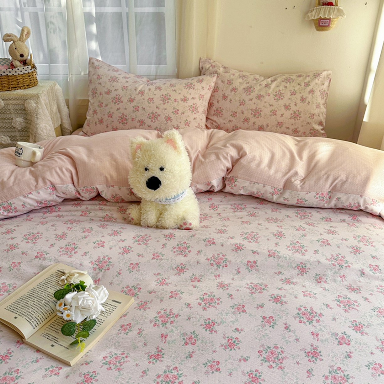 91家纺网 家纺一手货源 找家纺 宏源家纺 2026新款云感提花双层纱四件套 春天里