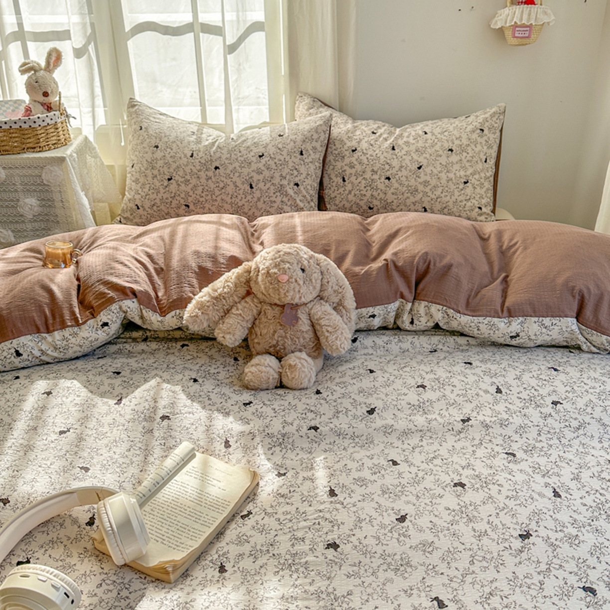 91家纺网 家纺一手货源 找家纺 宏源家纺 2026新款云感提花双层纱四件套 森林小兔