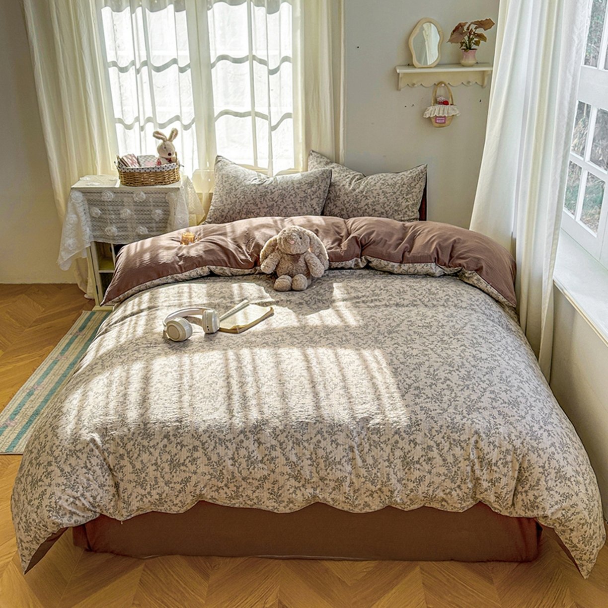 91家纺网 家纺一手货源 找家纺 宏源家纺 2026新款云感提花双层纱四件套 蔷薇